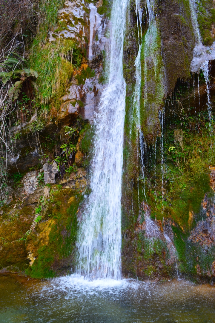 waterfall, italy near lake d'iseo, near restaurant Zu, near town Riva di Solto